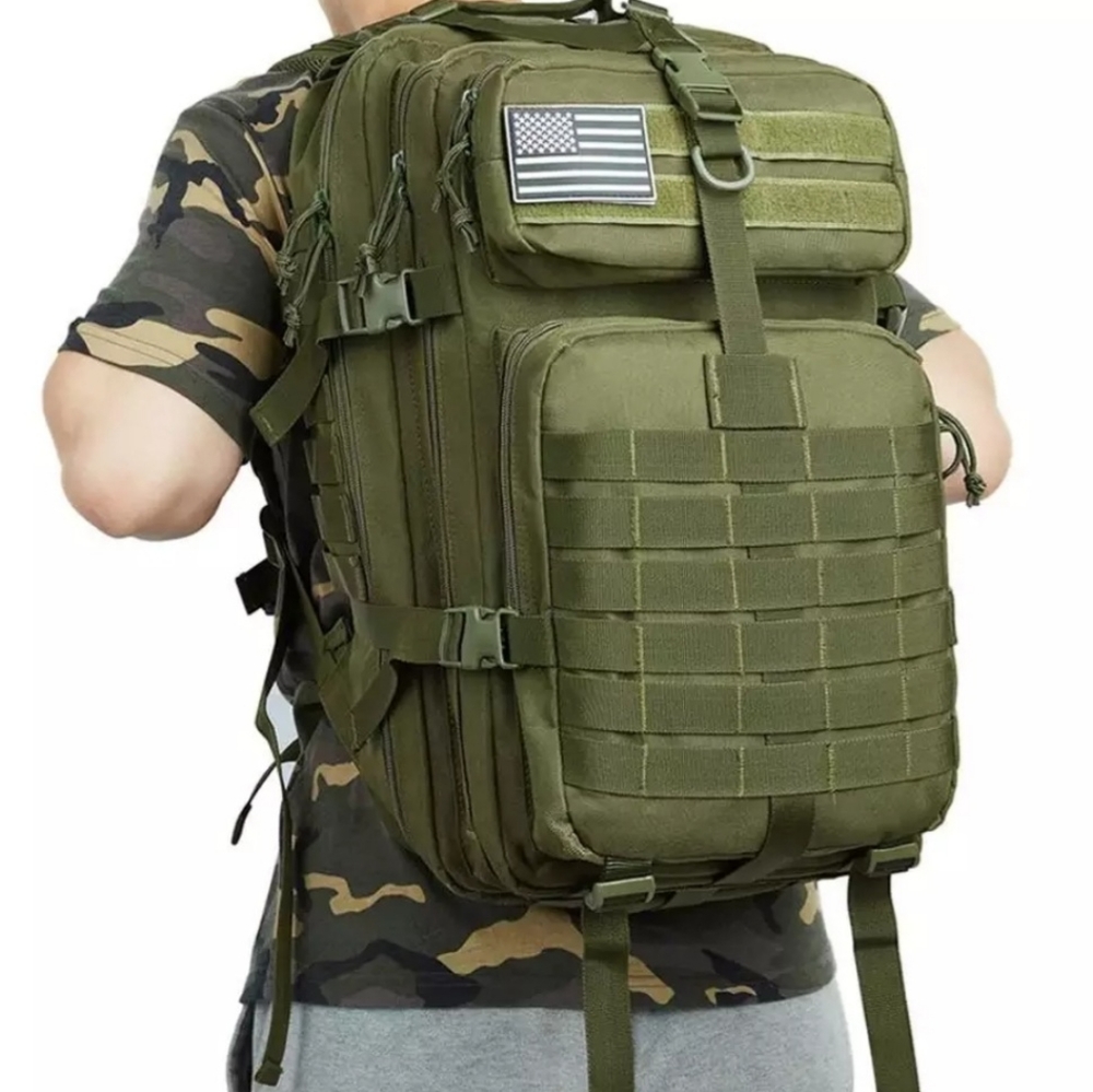 Tactical Bag . Mens. - Picture 3 of 6